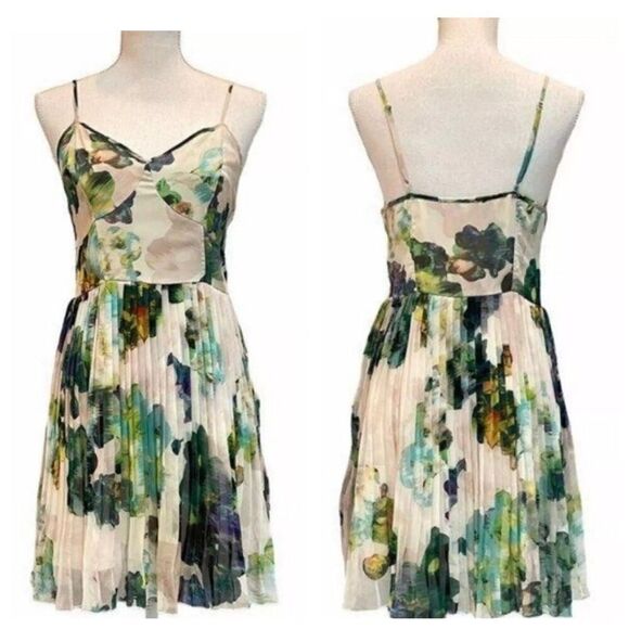 JACK Monique Floral Spaghetti Strap Pleated Slip Dress Cream Purple Green Small - Picture 2 of 16